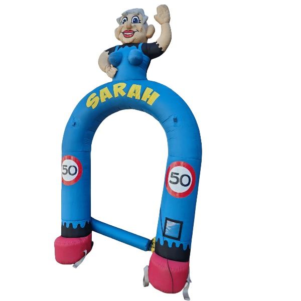 Sarah boog opblaasbaar van maar liefst 3,5 mtr hoog en 2.10 mtr breed Sarah boog opblaasbaar van maar liefst 3,5 mtr hoog en 2.10 mtr breed