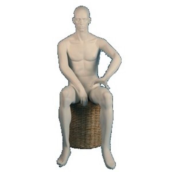 Etalagepop man zittend