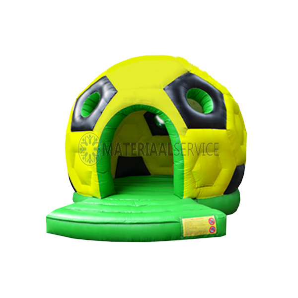 Voetbal luchtkussen / springkussen in de vorm voetbal afm. 5,5 x 4,5 mtr.